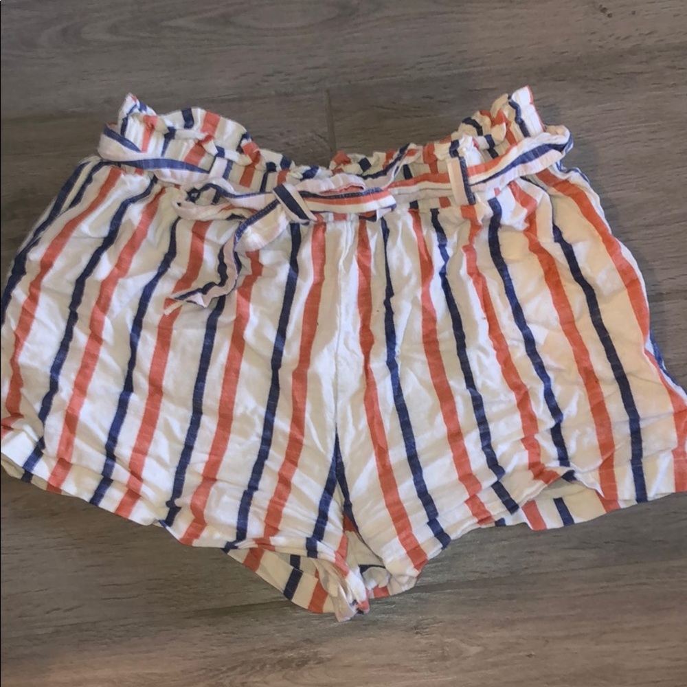 striped flowy shorts